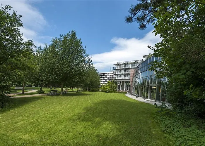 فندق Dorint Parkhotel 4*