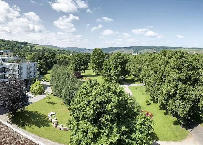 Dorint Parkhotel فندق