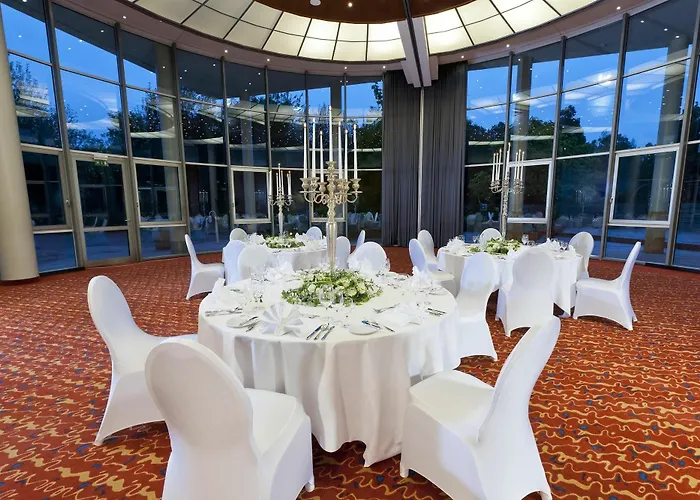 Dorint Parkhotel فندق 4*