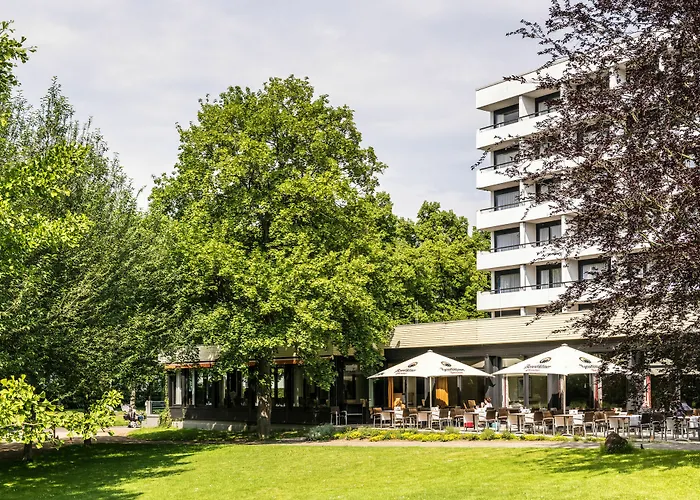 فندق Dorint Parkhotel 4*