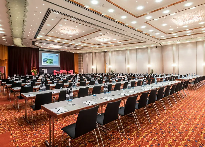 Dorint Parkhotel فندق باد نوهايم